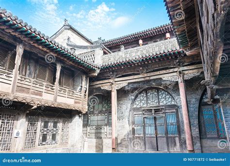  De Wang Family Courtyard: Een Historische Parel Met Prachtige Architectuur!